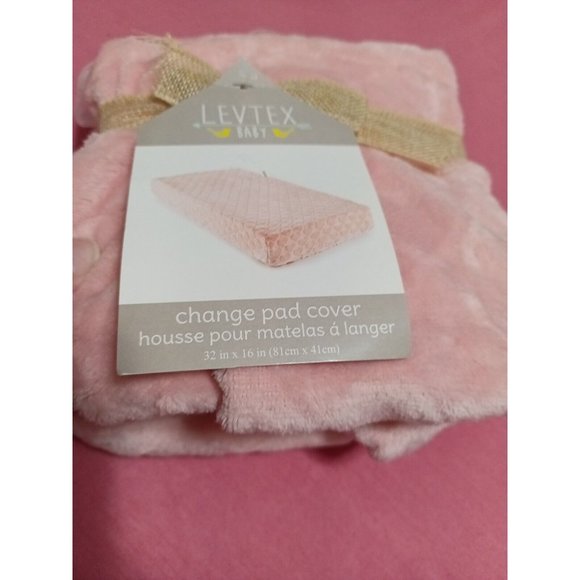 NWT Baby Girl Levtex Soft Pink Changing Pad Cover 32x16 - Picture 3 of 5